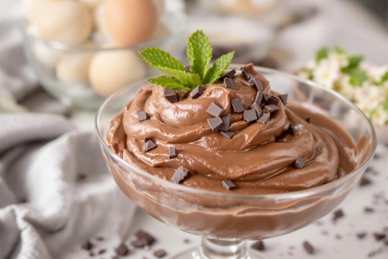 Une mousse au chocolat sans œufs ni crème ? L’ingrédient principal va vous choquer.jpg